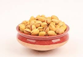 پسته شور درشت مناسب آجیل شب عید